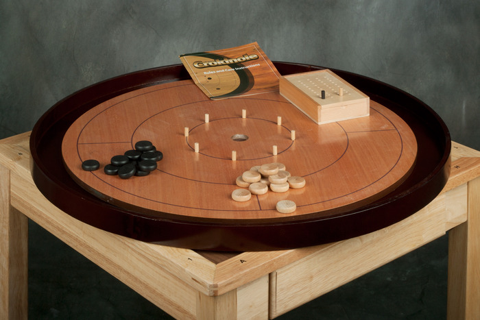 Crokinole board